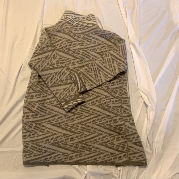 Cynthia Rowley Sweater Coat - Picture 2 of 10